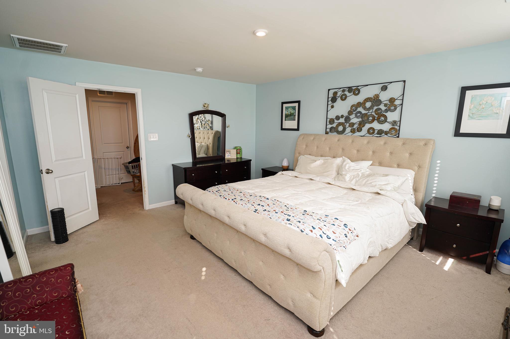 YORKSHIRE ESTATES - Residential