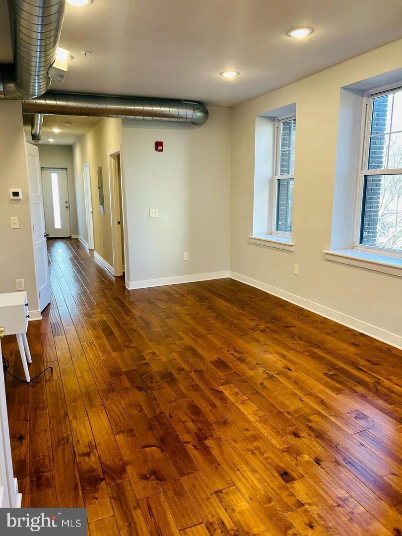 6090 DREXEL ROAD 8