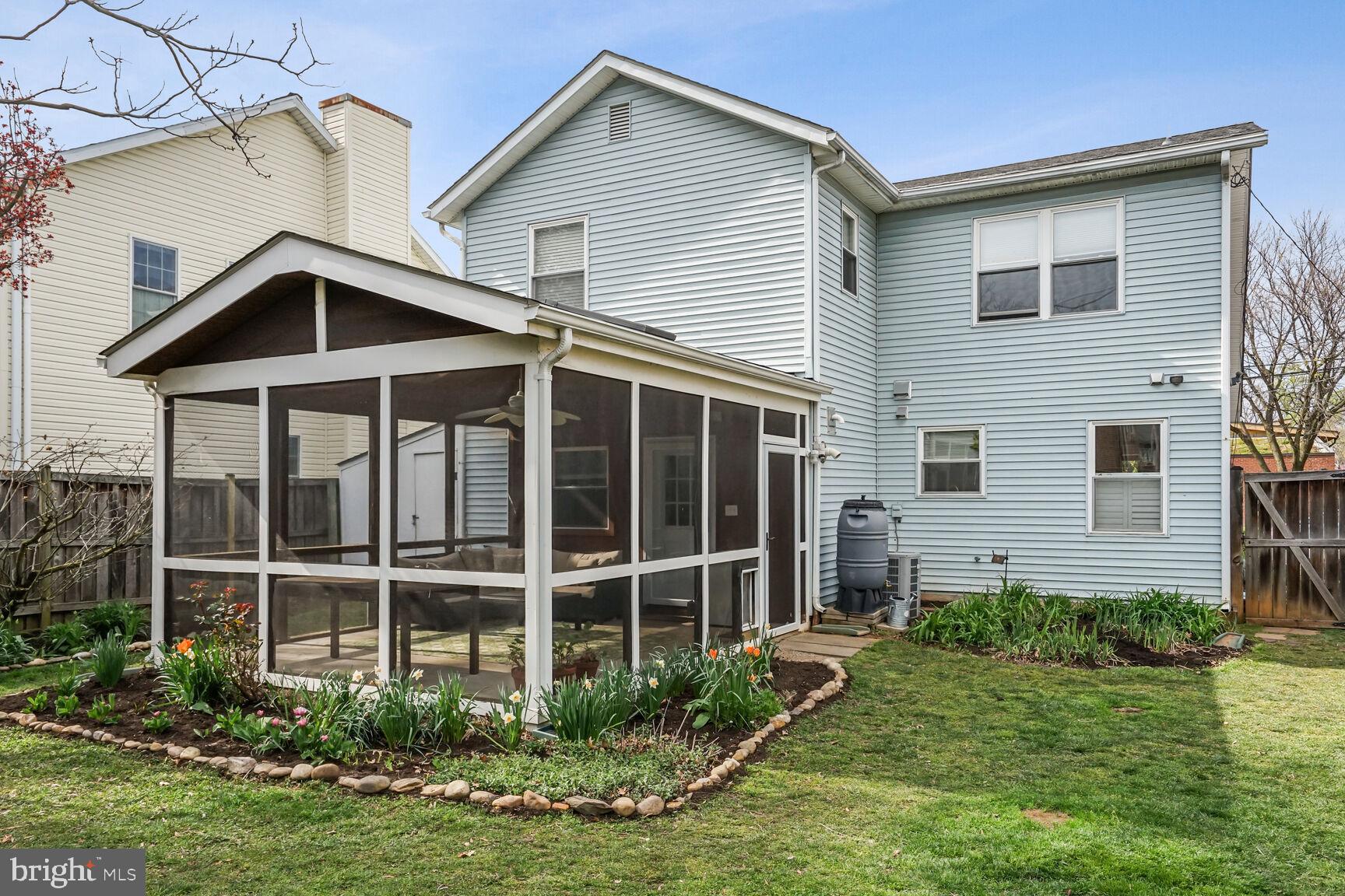 ARLINGTON VILLAGE - Residential