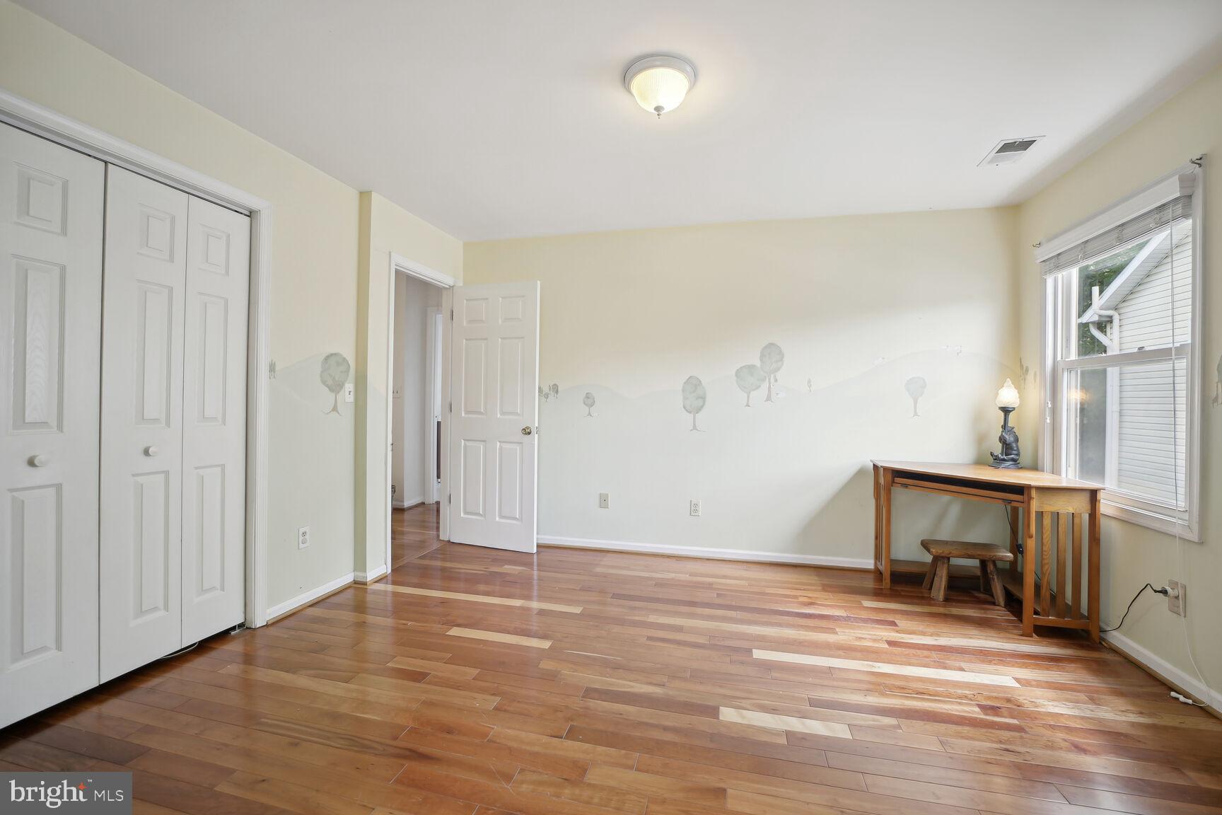 ARLINGTON VILLAGE - Residential