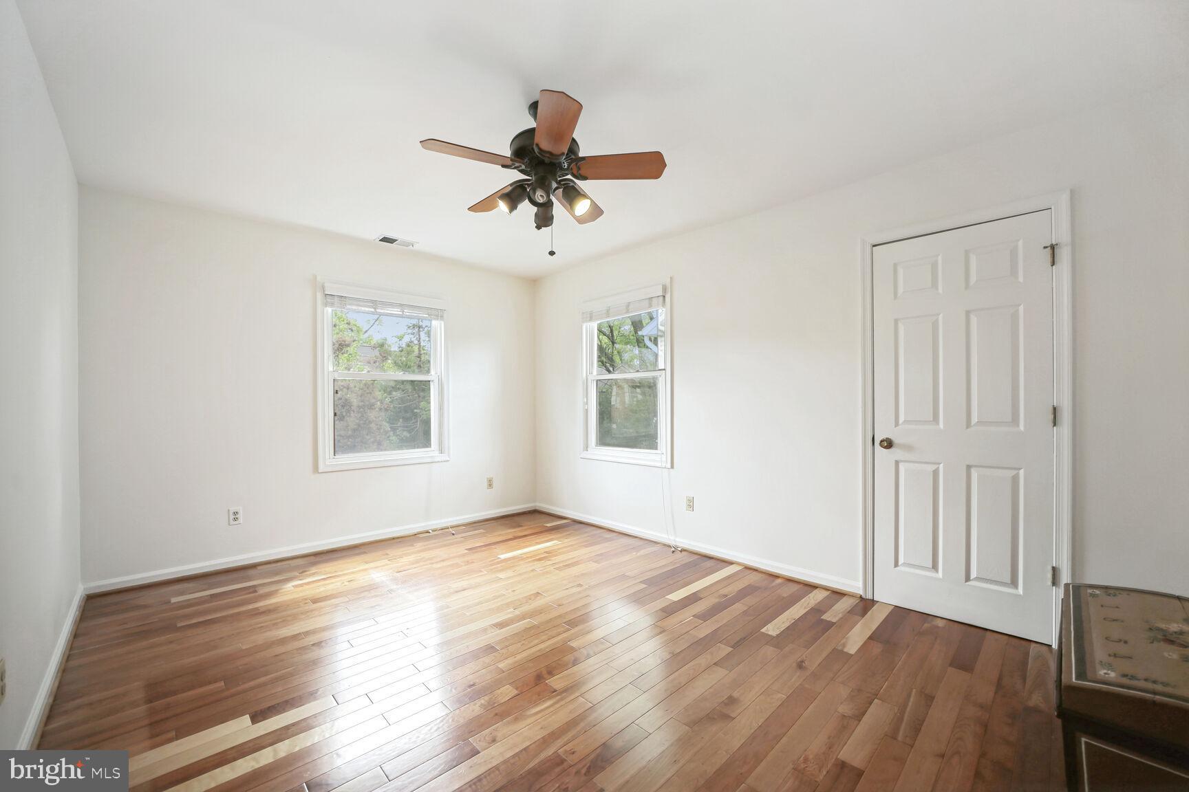 ARLINGTON VILLAGE - Residential