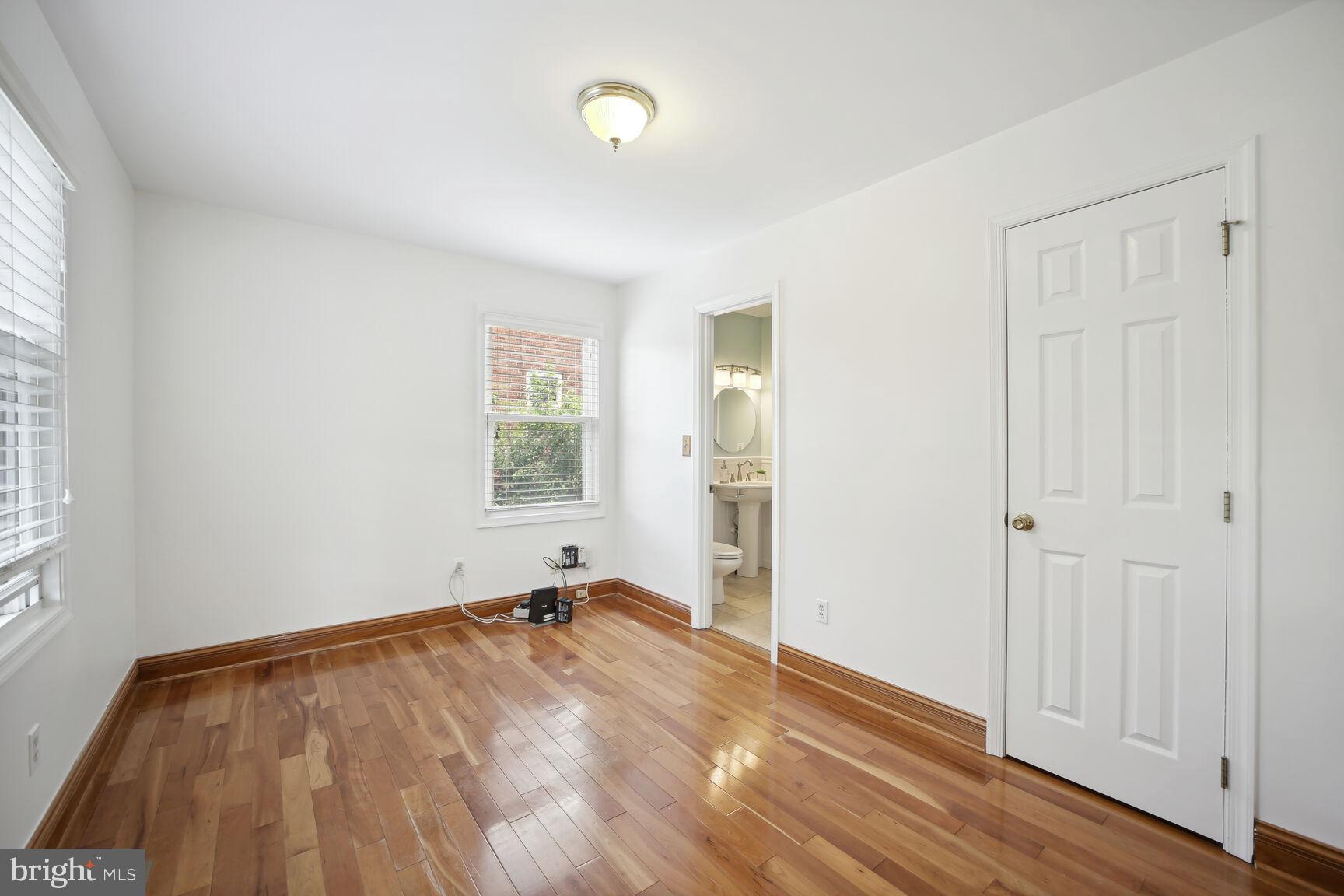 ARLINGTON VILLAGE - Residential