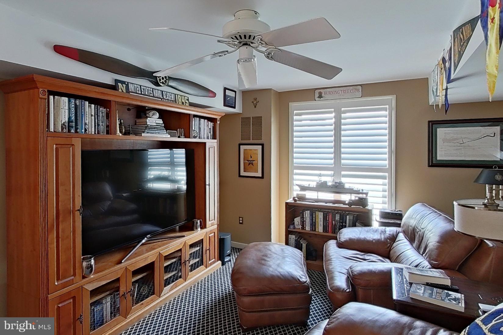 CHESAPEAKE LANDING - Residential