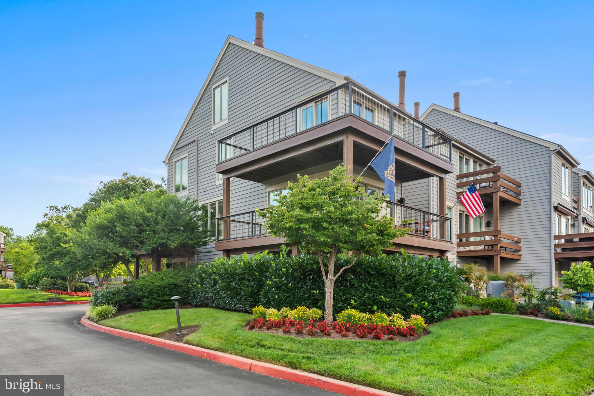 CHESAPEAKE LANDING - Residential