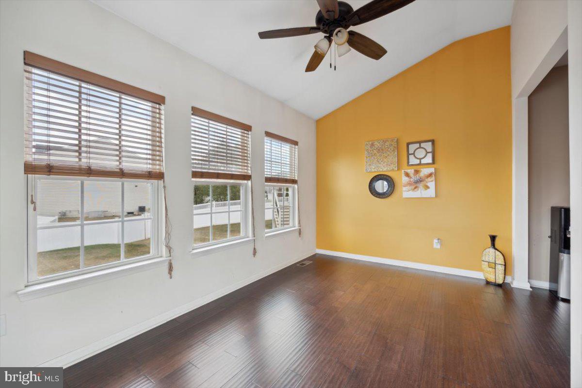 HANOVER WOODS - Residential