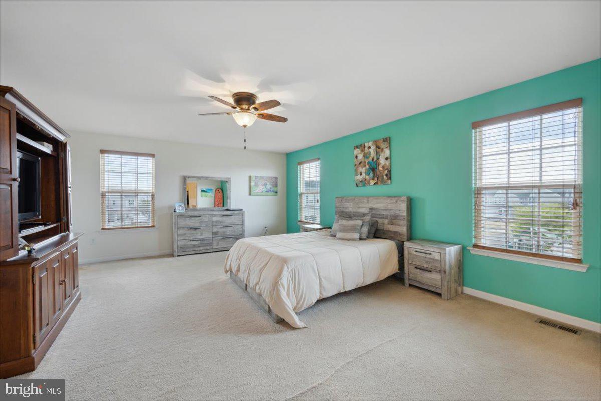 HANOVER WOODS - Residential