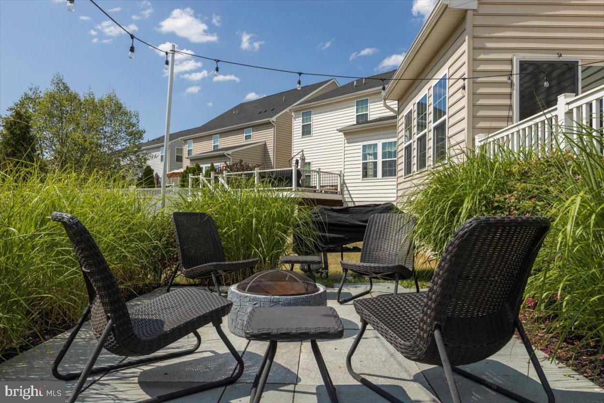 HANOVER WOODS - Residential