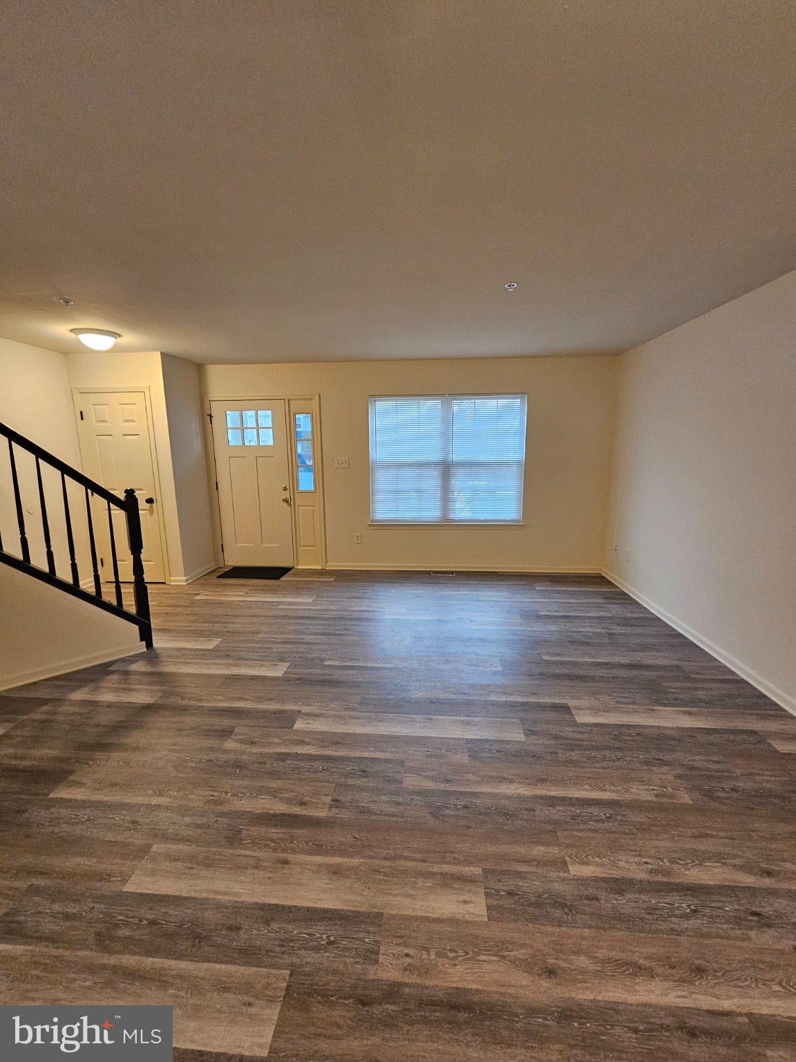 319 BUTTONWOODS ROAD