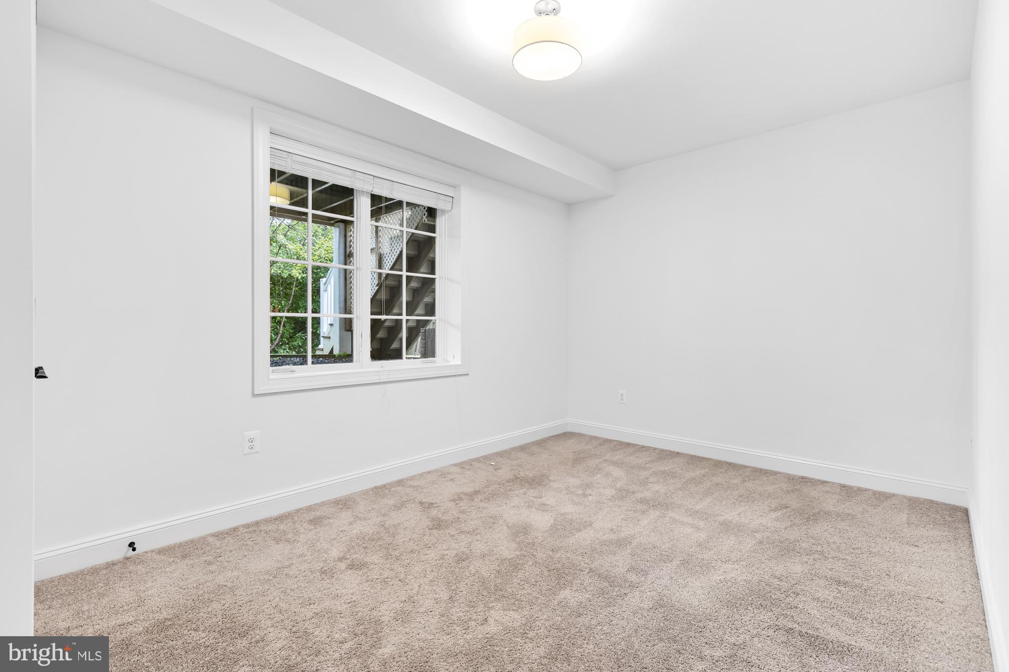 BETHESDA OUTSIDE - Residential