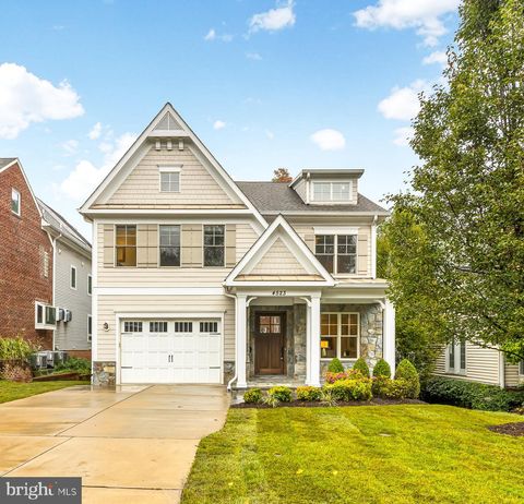 Photo of 4523 MIDDLETON LN, BETHESDA, MD 20814 (MLS # MDMC2108080) Photo of 4523 MIDDLETON LN, BETHESDA, MD 20814 (MLS # MDMC2108080)