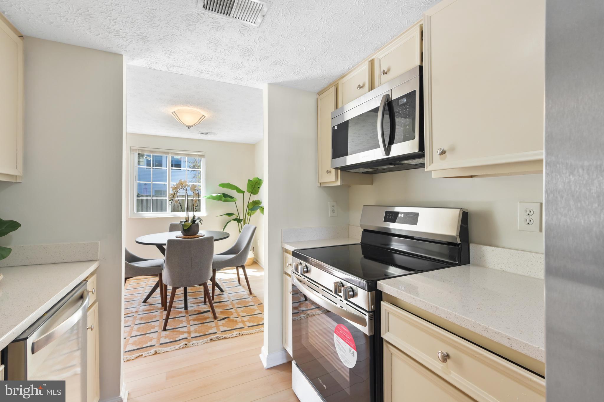 NEWINGTON FOREST - Residential