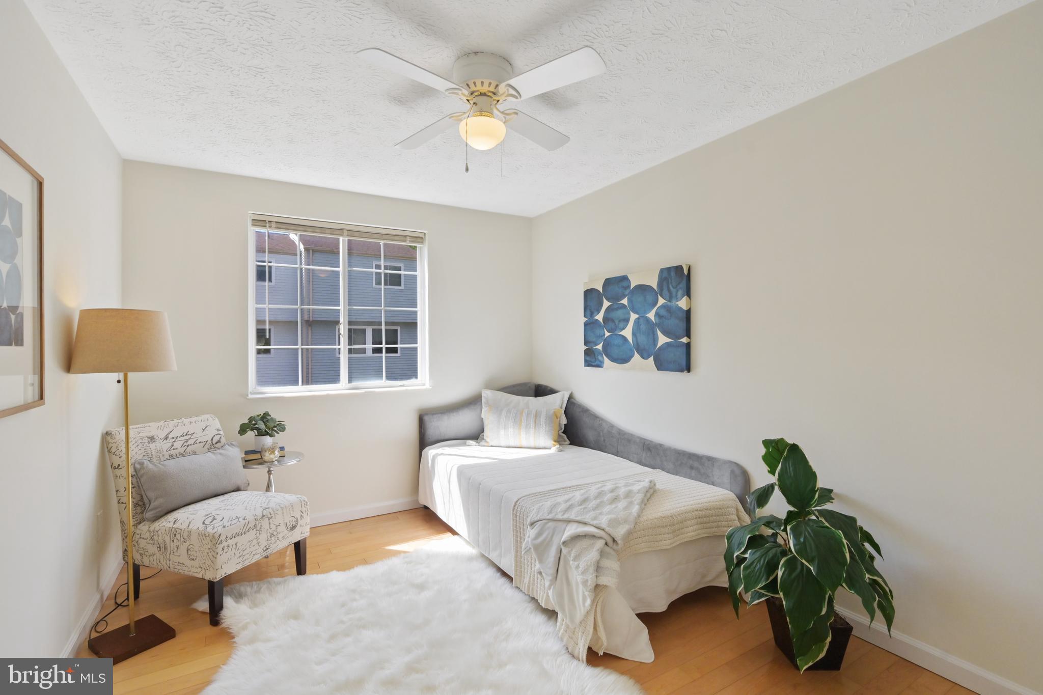 NEWINGTON FOREST - Residential