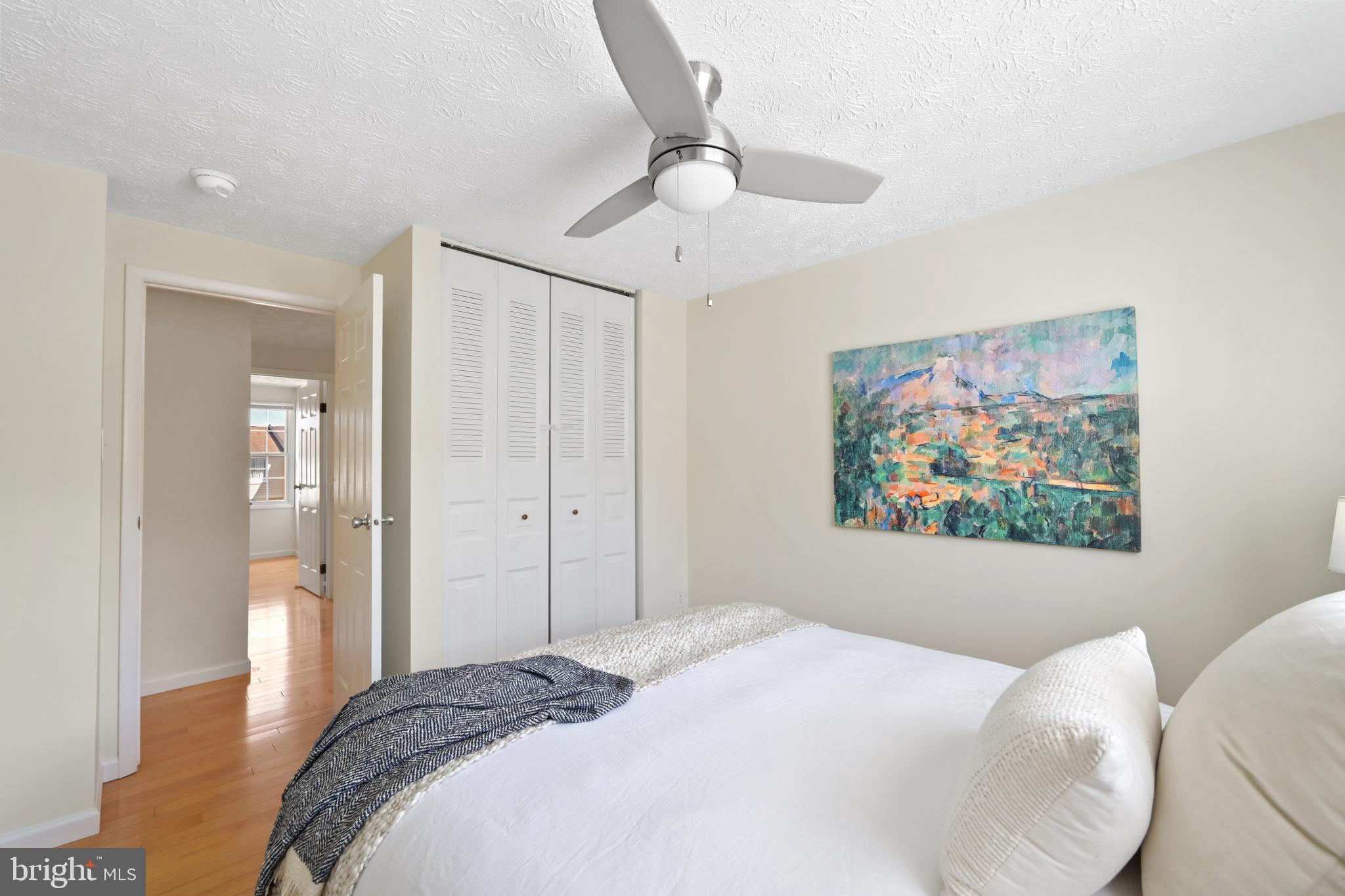 NEWINGTON FOREST - Residential