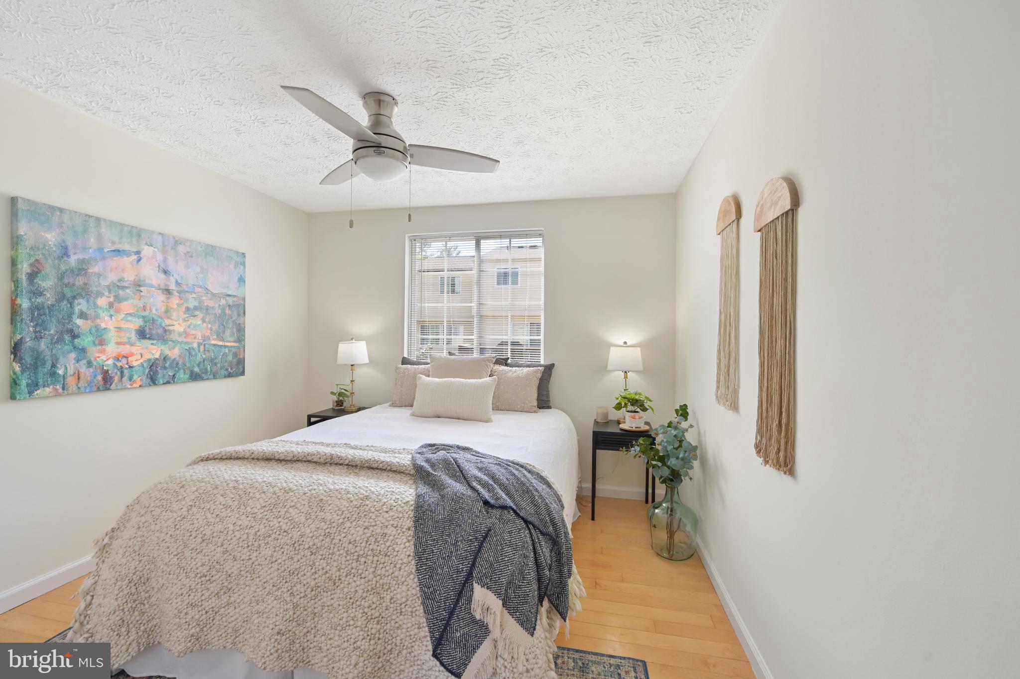 NEWINGTON FOREST - Residential