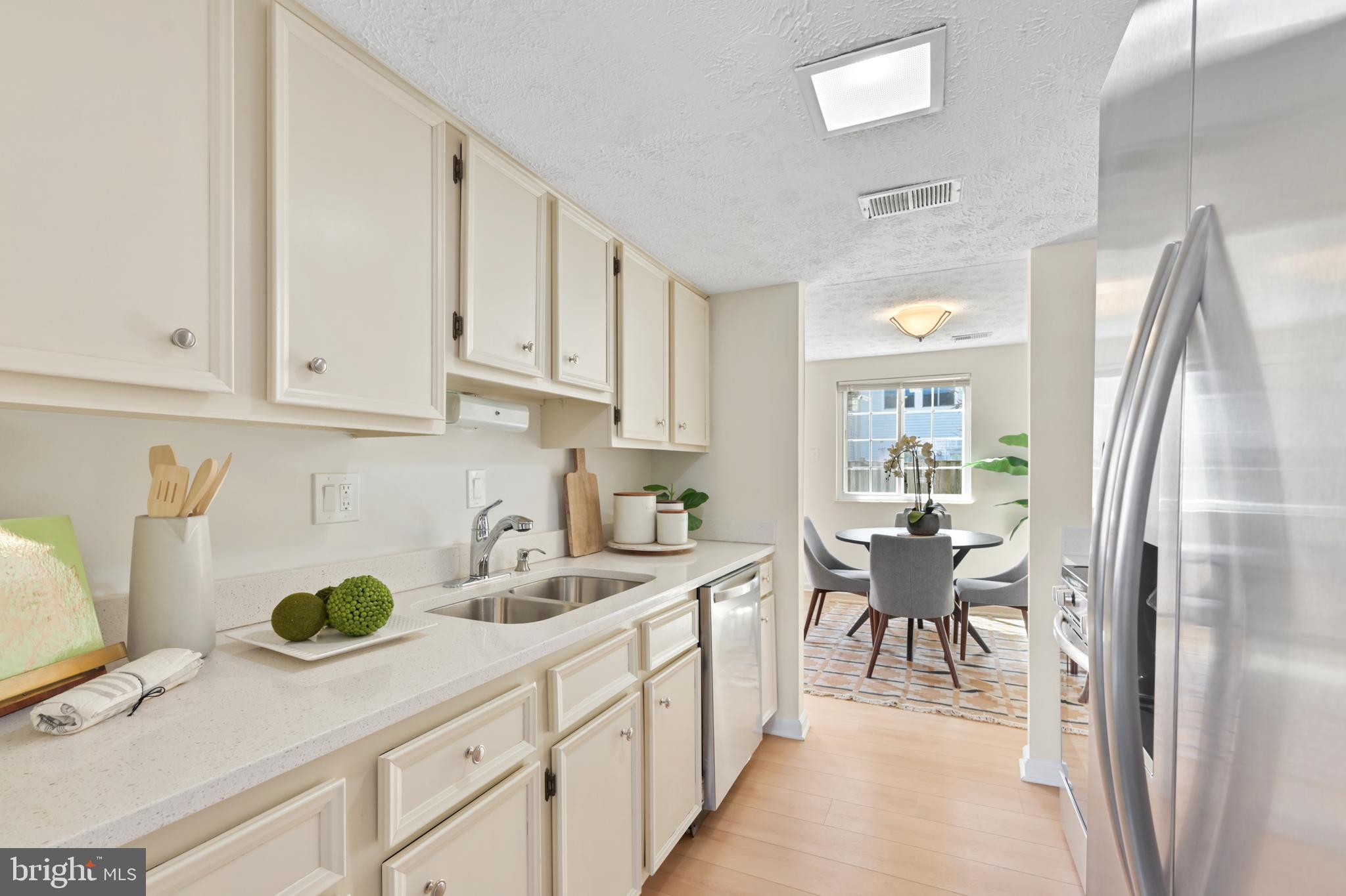 NEWINGTON FOREST - Residential