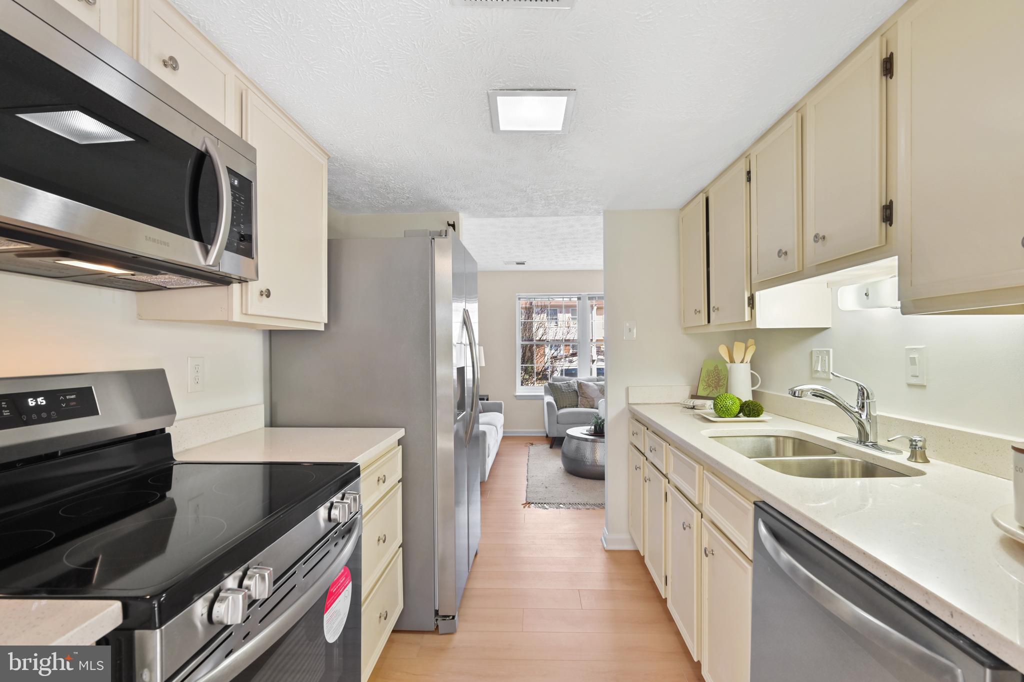 NEWINGTON FOREST - Residential