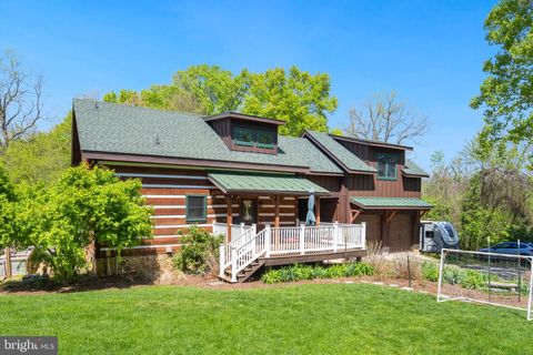 11272 GEORGES MILL ROAD LOVETTSVILLE VA 20180