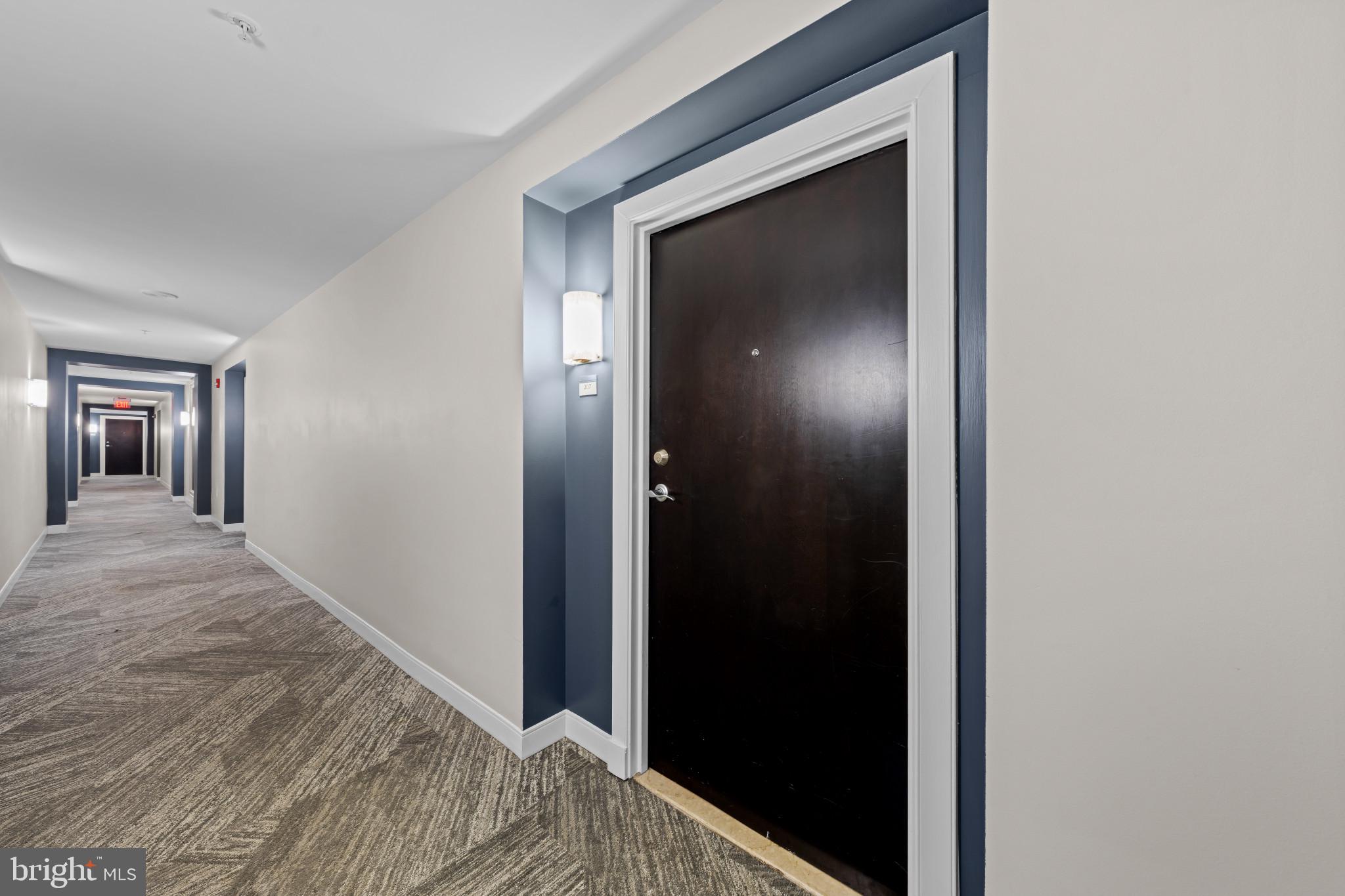 851 N GLEBE ROAD 207