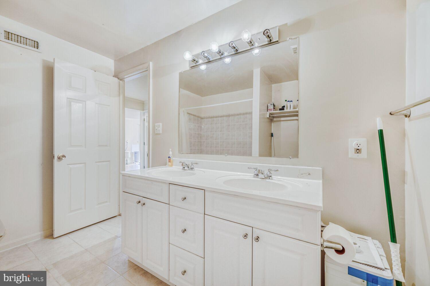 TIMBERCREEK ESTATES - Residential