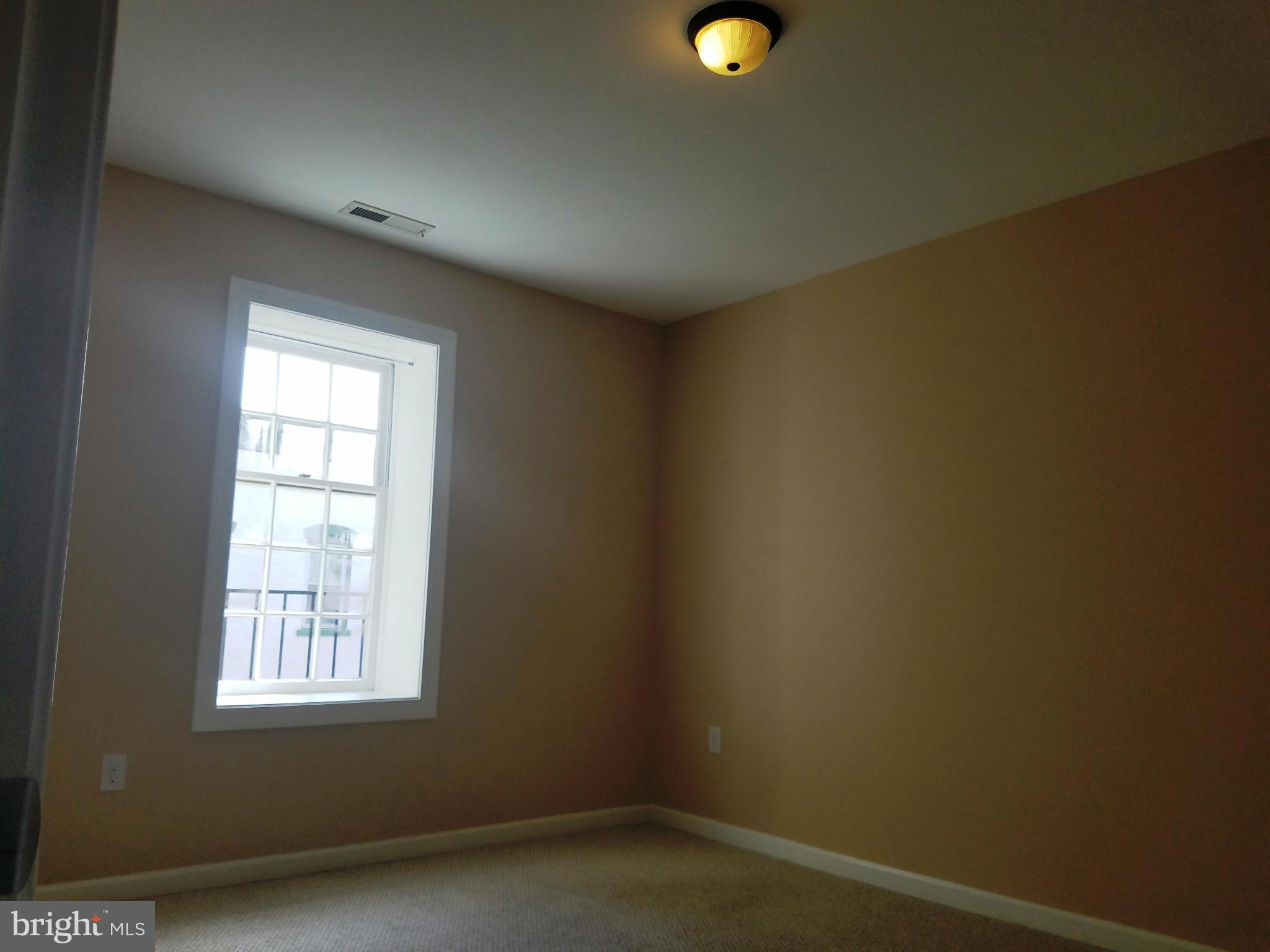 OLD TOWN MANASSAS - Residential Lease