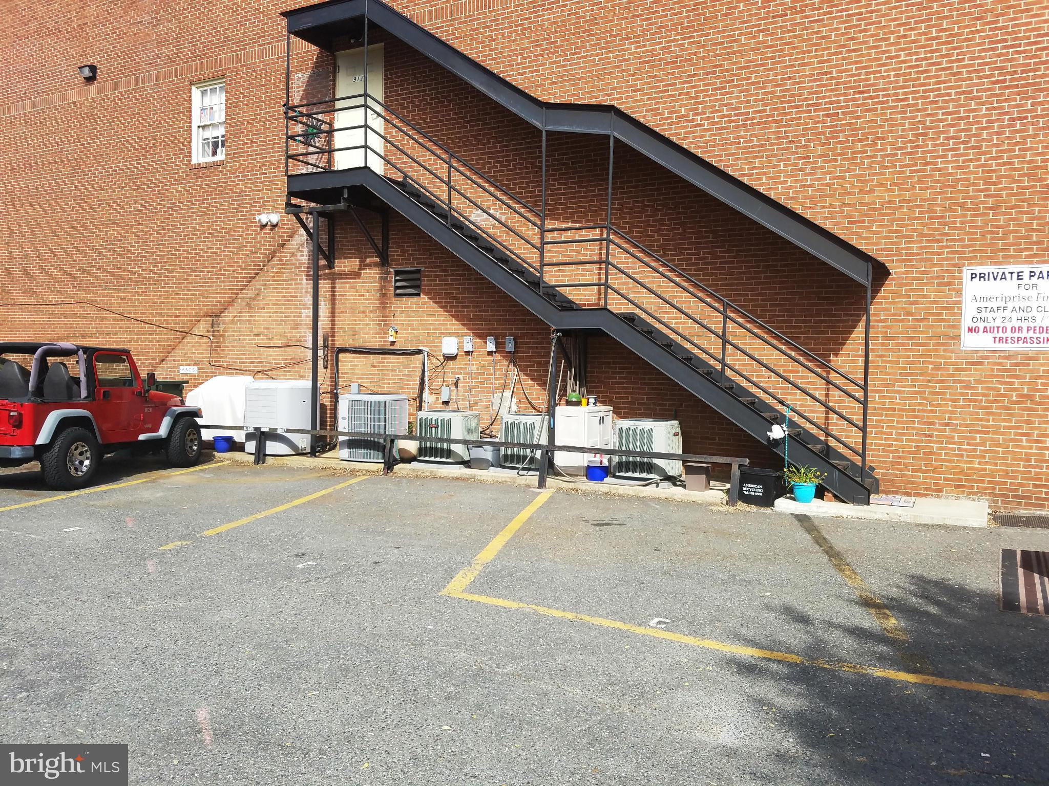 OLD TOWN MANASSAS - Residential Lease