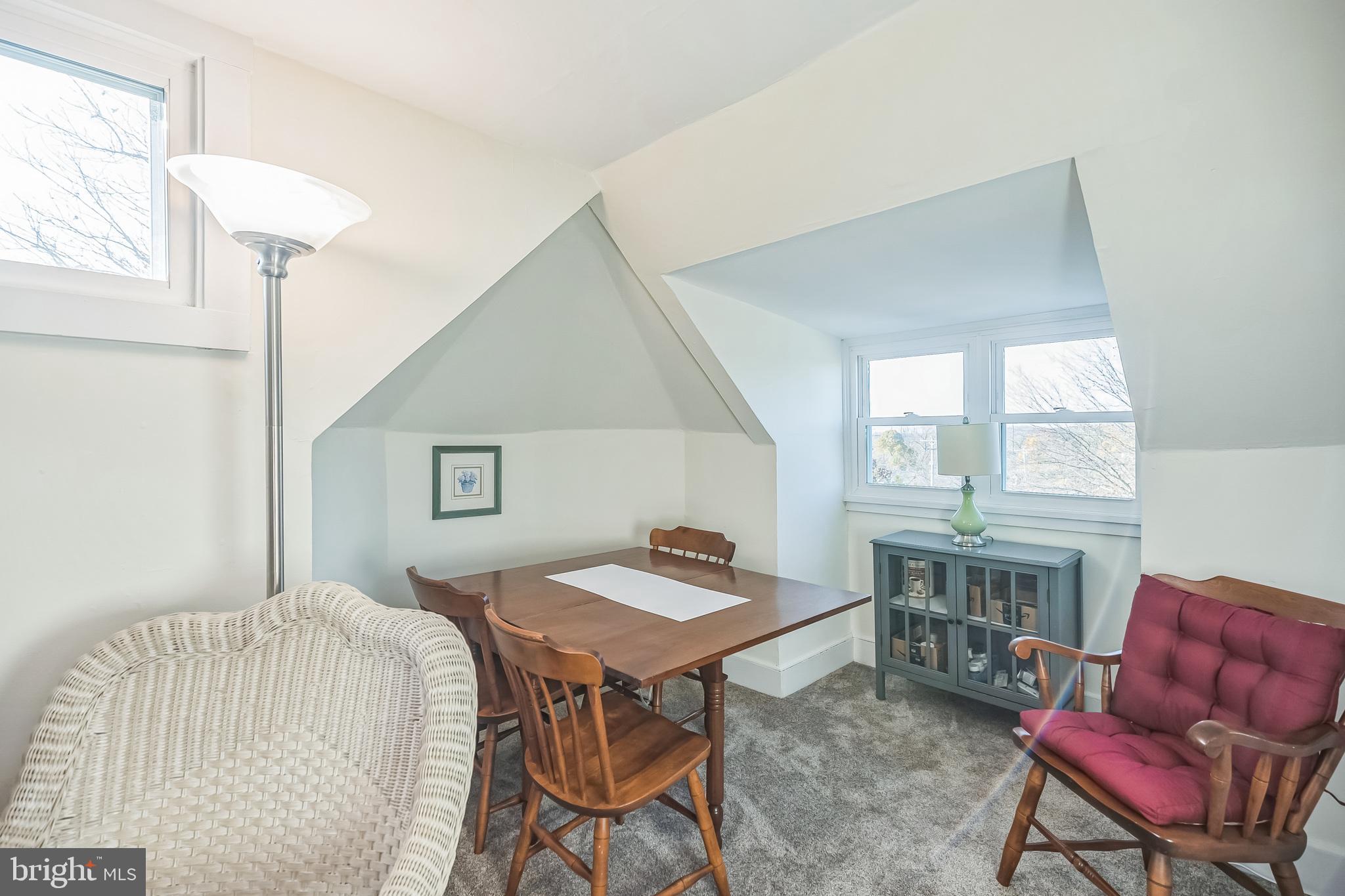 GLENSIDE - Residential Income