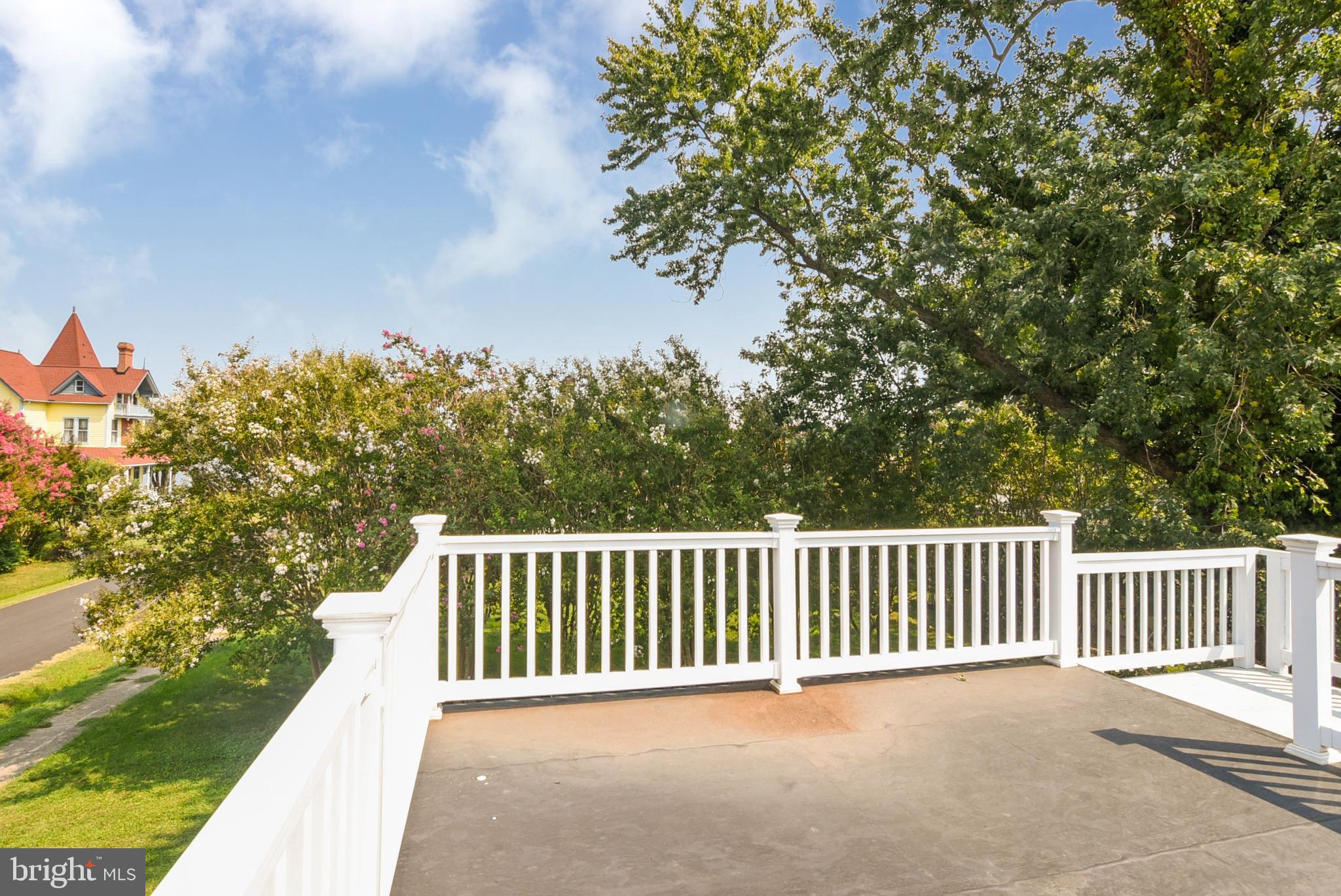 THE POINT - Residential