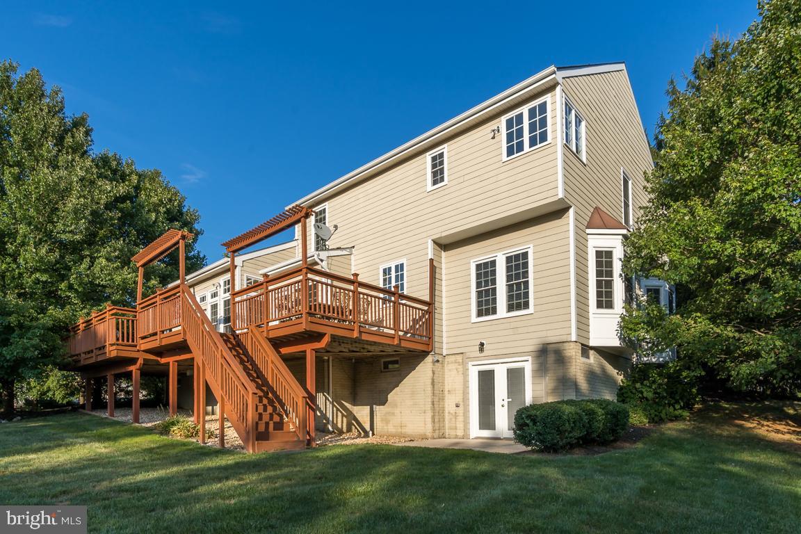 WATERFORD MEADOWS - Residential