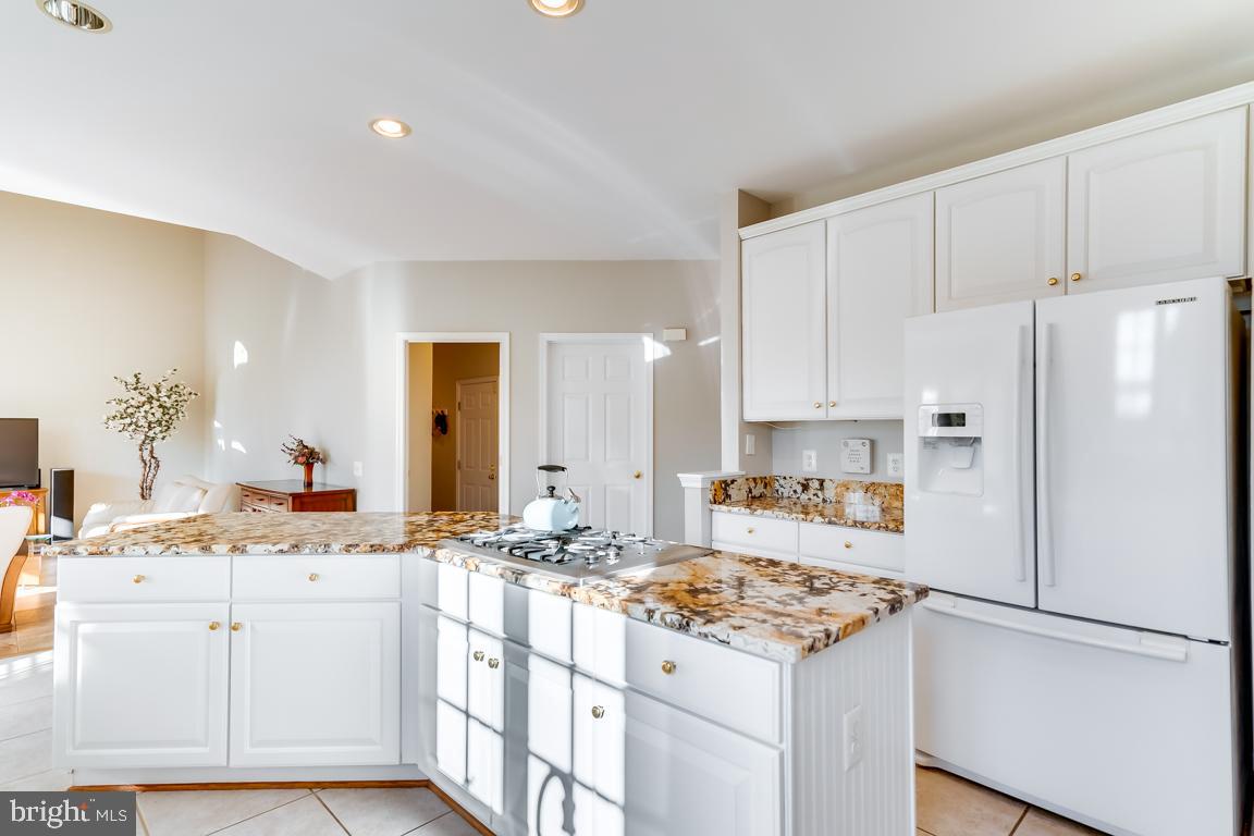 WATERFORD MEADOWS - Residential