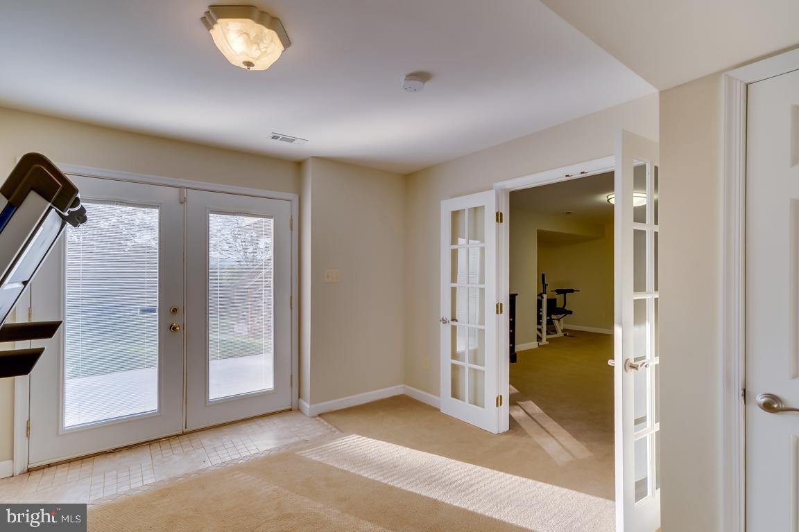 WATERFORD MEADOWS - Residential