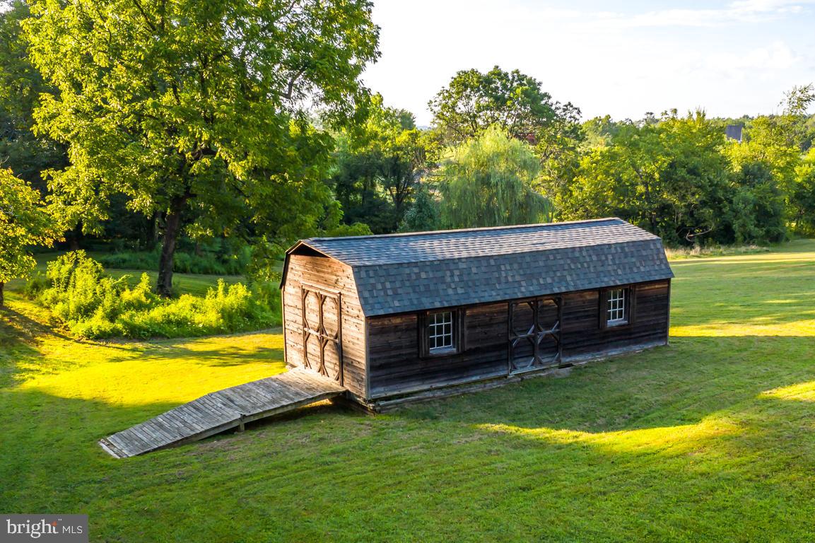 WATERFORD MEADOWS - Residential