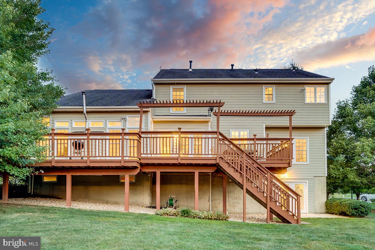 WATERFORD MEADOWS - Residential