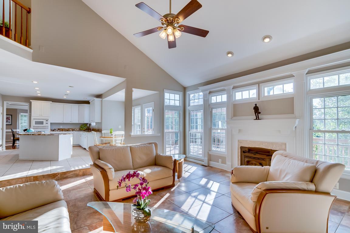 WATERFORD MEADOWS - Residential