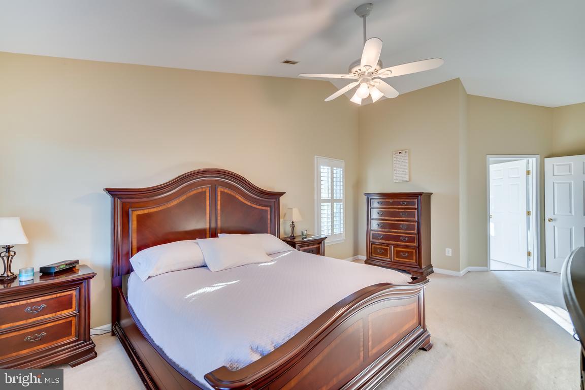 WATERFORD MEADOWS - Residential