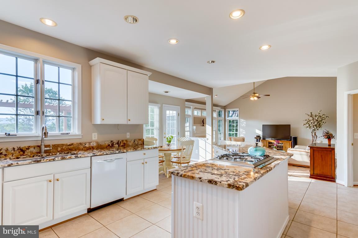 WATERFORD MEADOWS - Residential