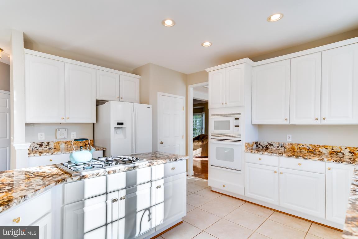 WATERFORD MEADOWS - Residential