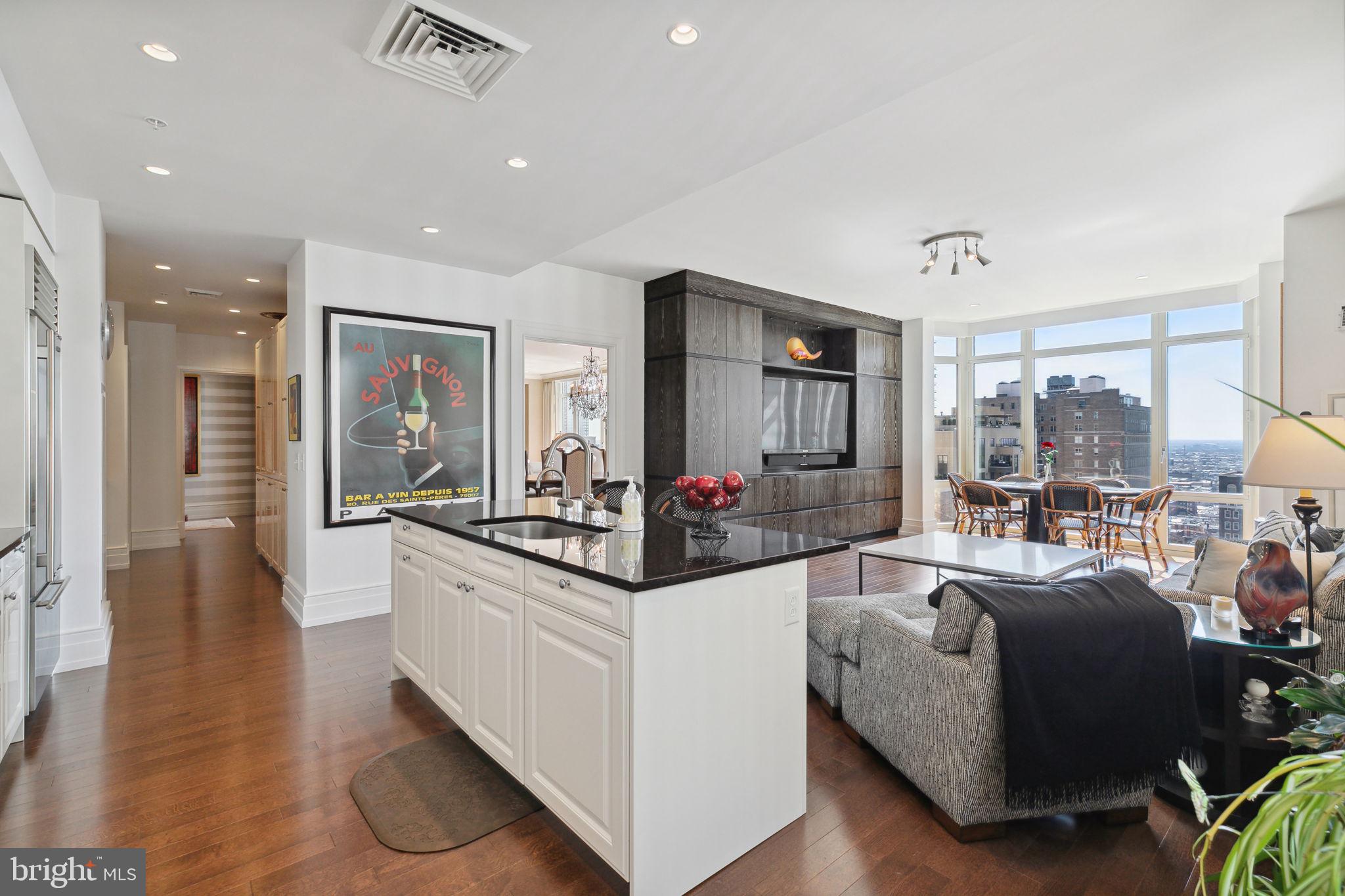 RITTENHOUSE SQUARE - Residential