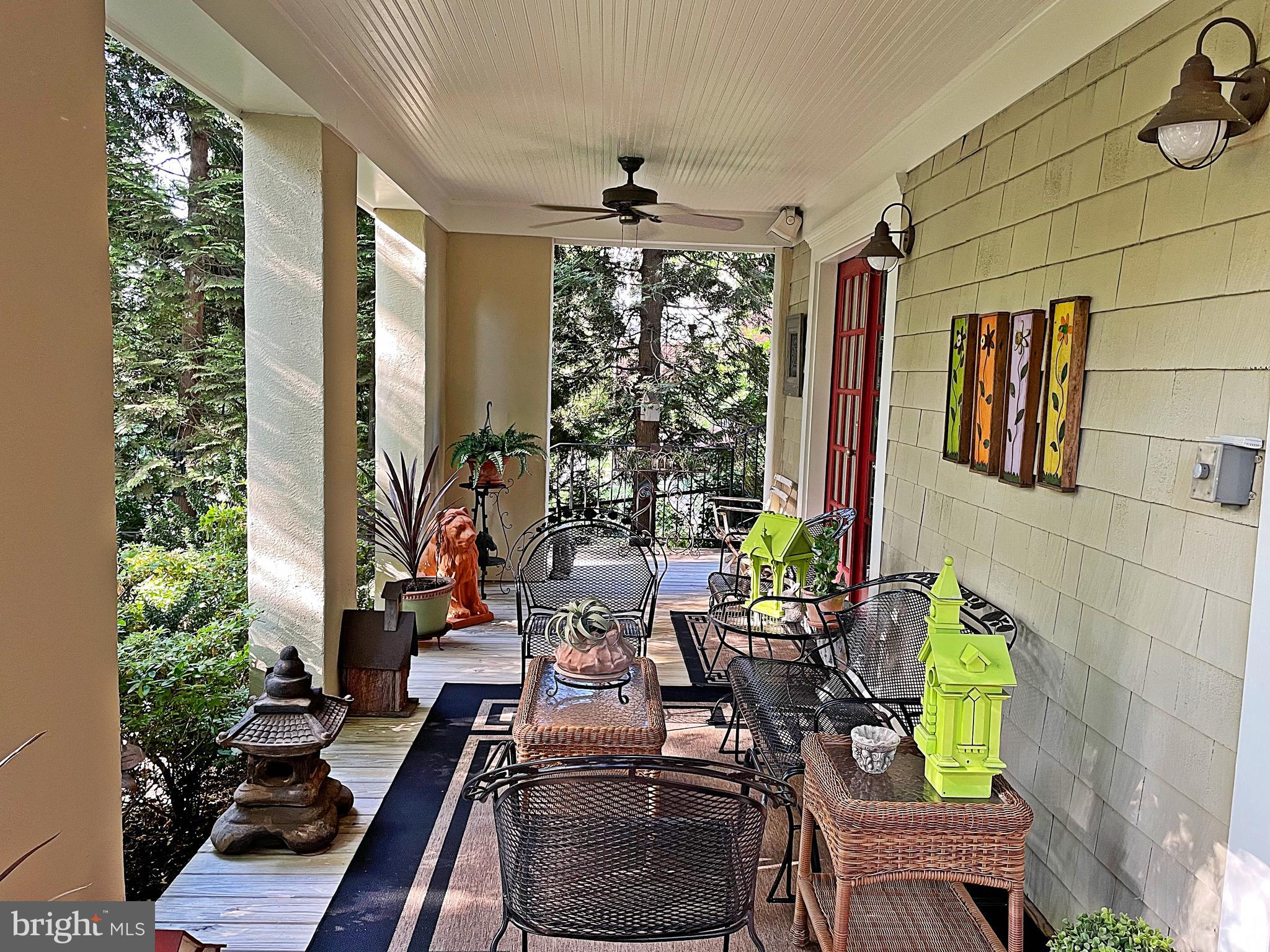 ARLINGTON RIDGE - Residential