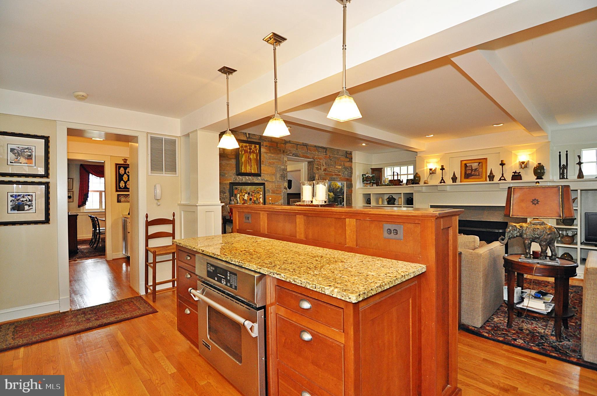 ARLINGTON RIDGE - Residential