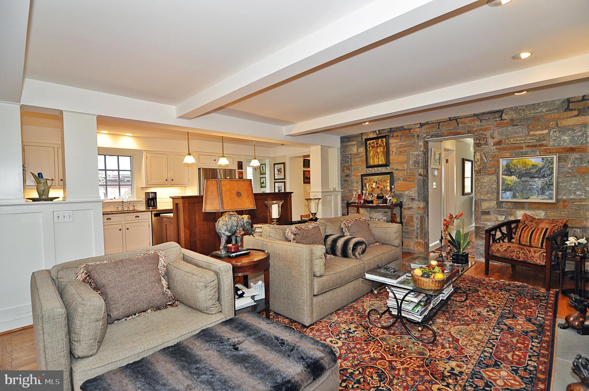 ARLINGTON RIDGE - Residential