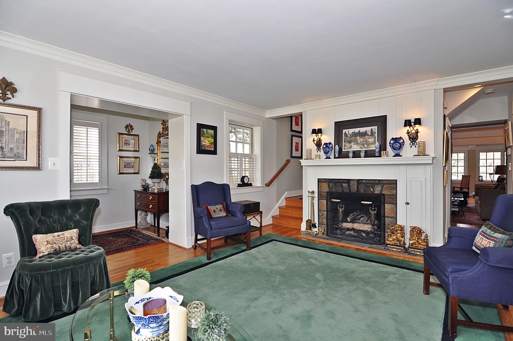 ARLINGTON RIDGE - Residential