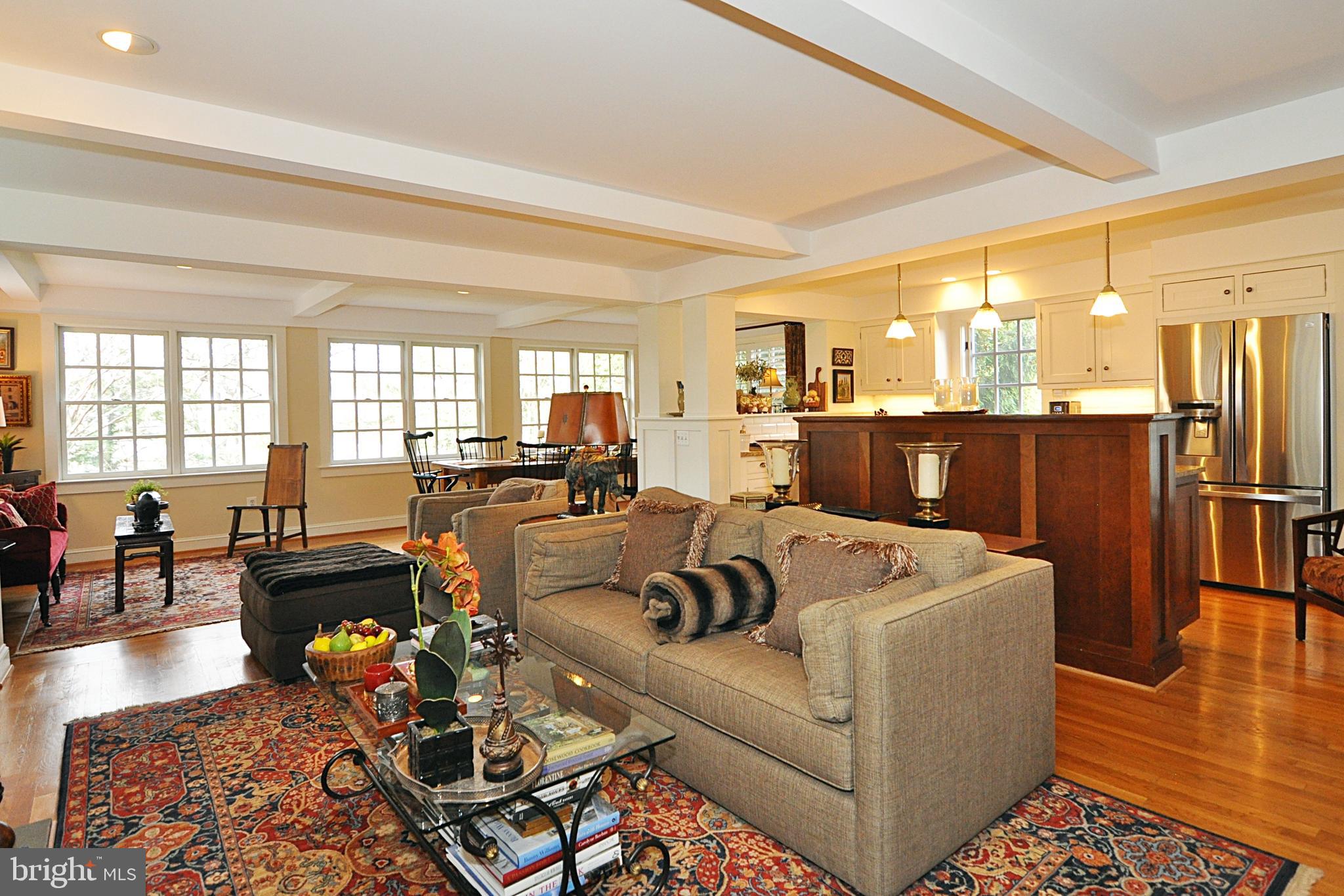 ARLINGTON RIDGE - Residential