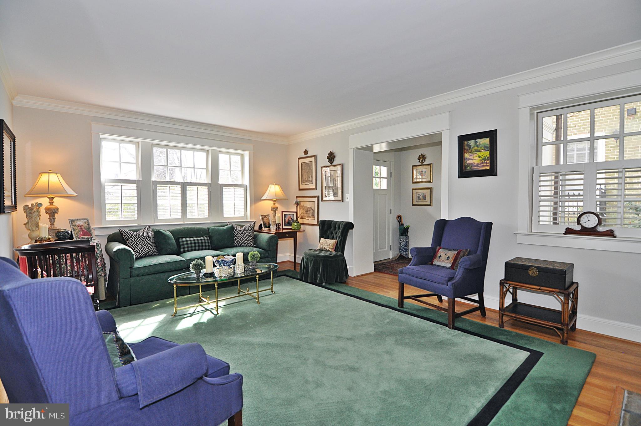 ARLINGTON RIDGE - Residential