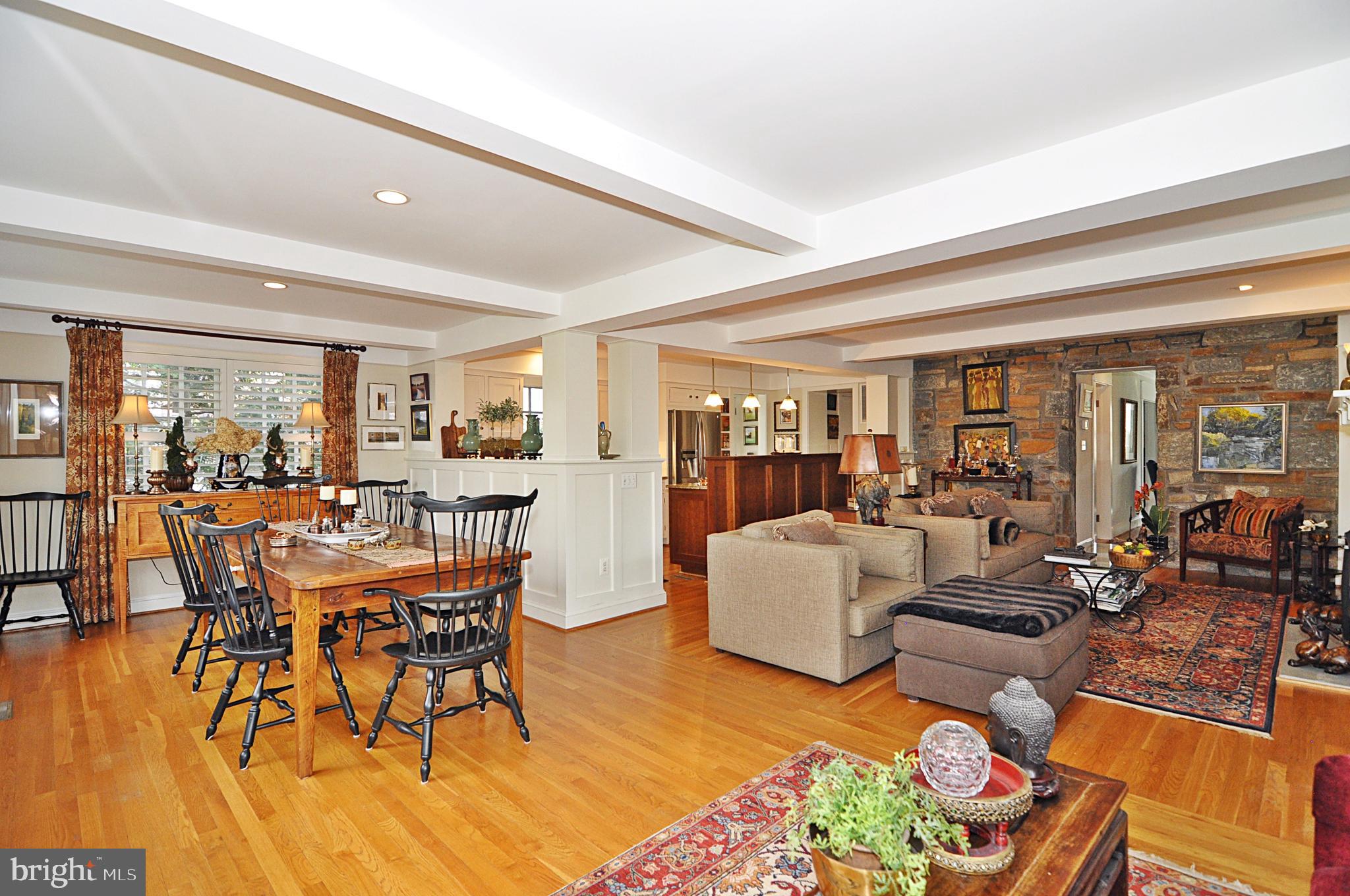 ARLINGTON RIDGE - Residential