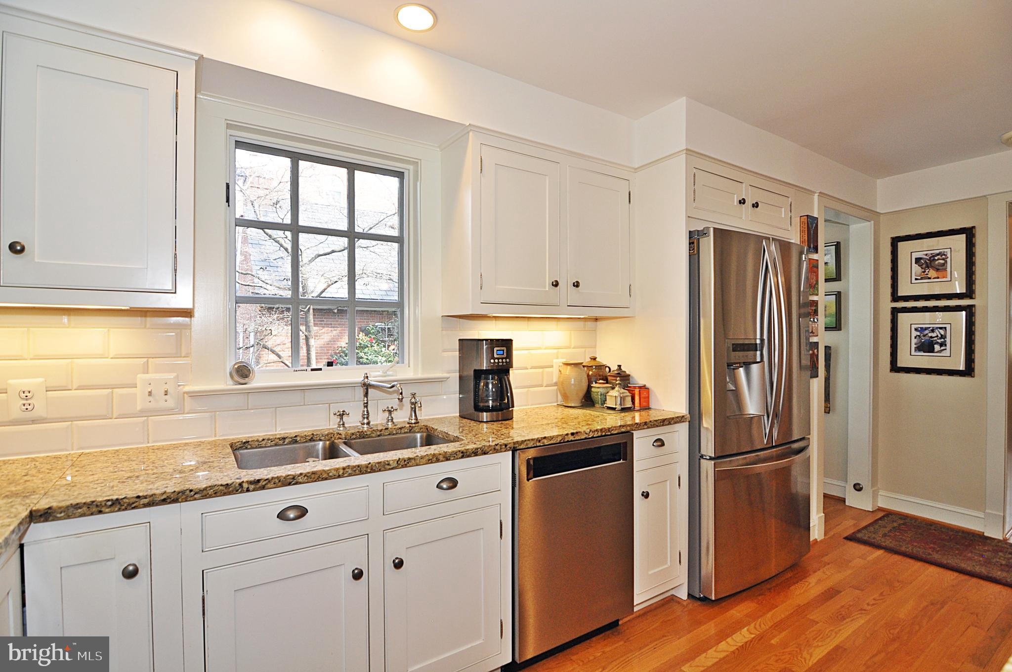 ARLINGTON RIDGE - Residential