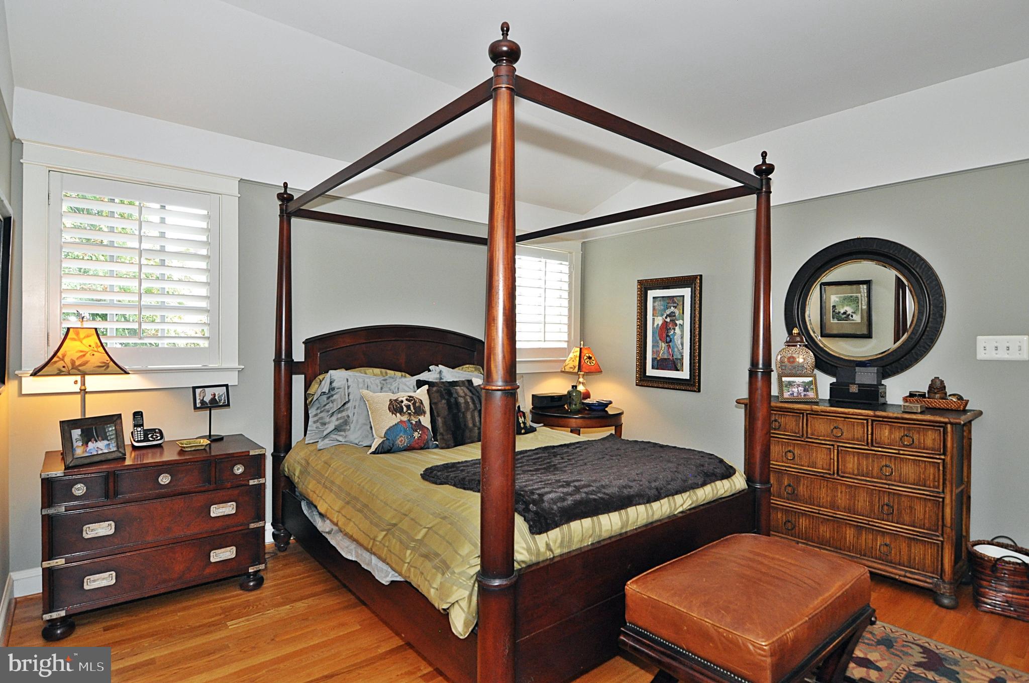 ARLINGTON RIDGE - Residential