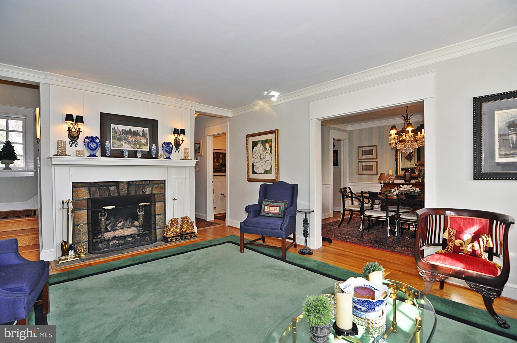 ARLINGTON RIDGE - Residential