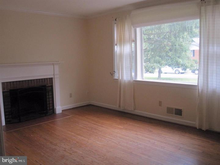 CHESTERFIELD - Residential Lease