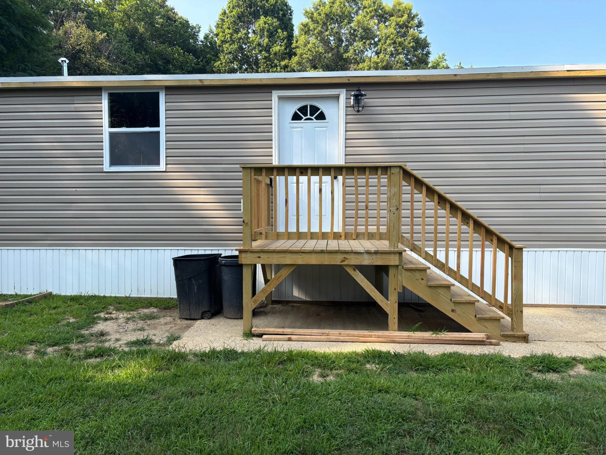 214 Jaguar Drive, Lothian, MD, 20711