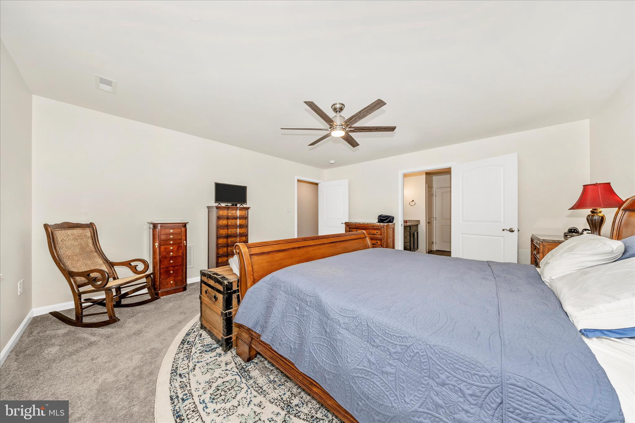 EMERALD POINTE - Residential